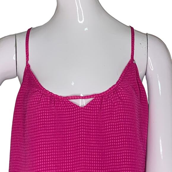 Guess Sleeveless Top Size Small Hot Pink Full Lining Racer Back - Picture 2 of 10